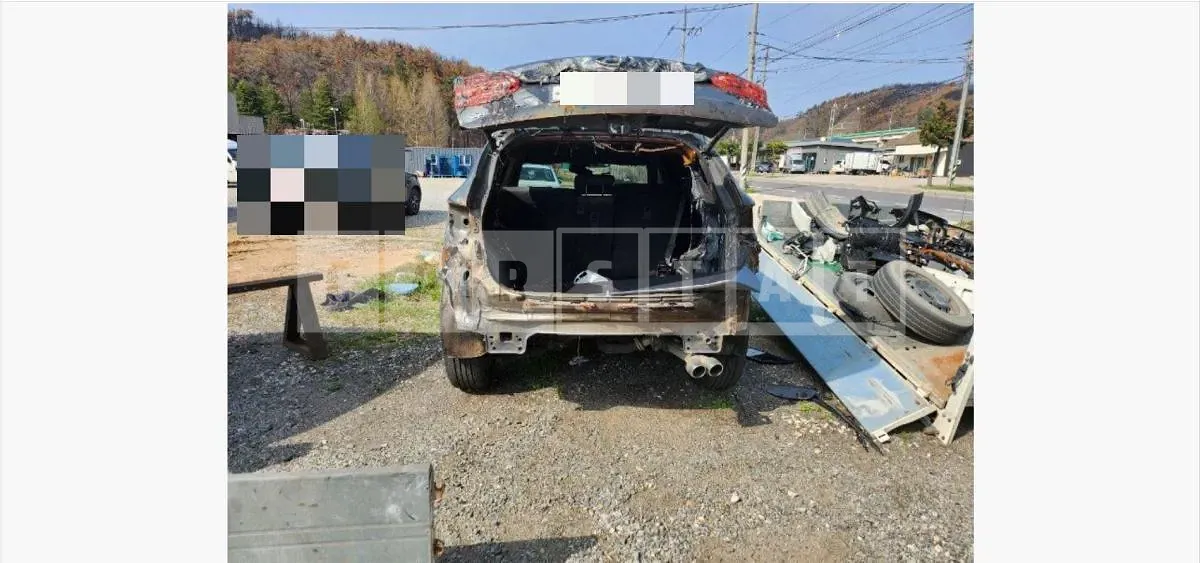 Photo 2 of 11: 2015 Hyundai Santa Fe DM — Korean insurance auction
