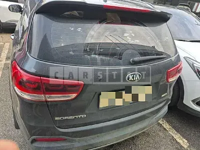 Photo 1 of 6: 2014 Kia Sorento — Korean insurance auction