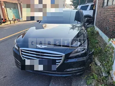 Photo 1 of 24: 2015 Genesis 3.3 — Korean insurance auction