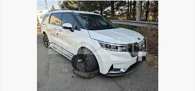 Photo 1 of 15: 2021 Kia Carnival Gasoline — Korean insurance auction