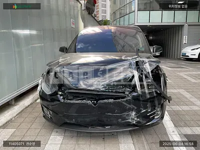 Photo 1 of 18: 2019 Tesla Model X 75d, VIN 5YJXCAE2XKF146772 — Korean insurance auction