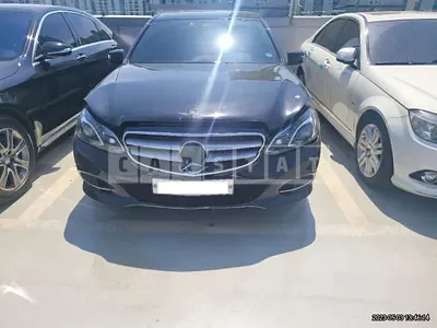 Photo 1 of 16: 2016 Mercedes-Benz E 200, VIN WDDHF3EB3GB176073 — Korean insurance auction
