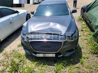 Photo 1 of 11: 2017 Genesis G80 3.3 — Korean insurance auction