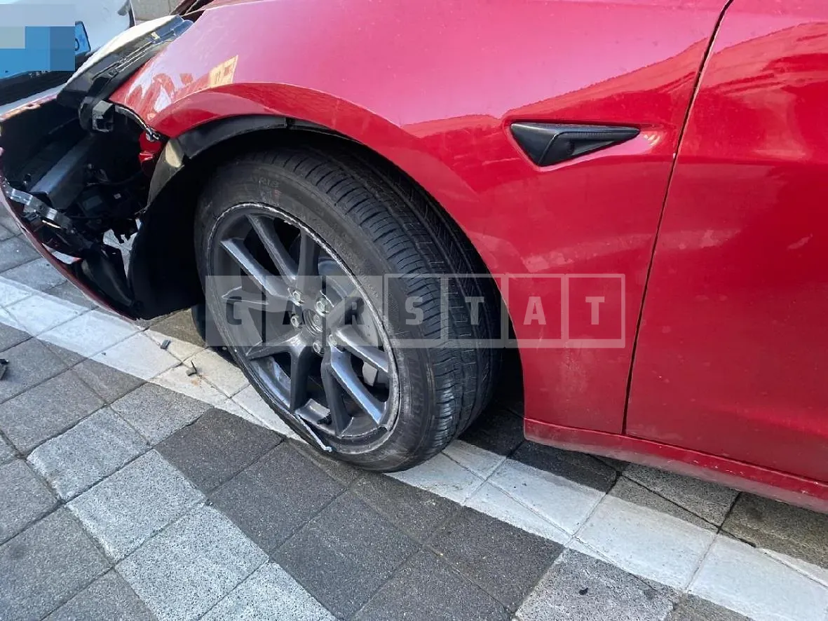 Photo 2 of 49: 2022 Tesla Model 3 Long Range, VIN 5YJ3E1EB4NF305847 — Korean insurance auction