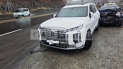 Photo 1 of 5: 2022 Hyundai Palisade 4WD — Korean insurance auction