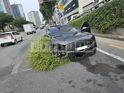 2022 GENESIS G90