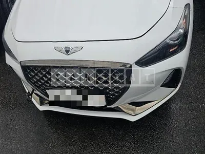 Photo 1 of 14: 2019 Genesis G70, VIN KMTG341ABKU043263 — Korean insurance auction