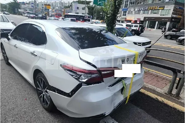Photo 2 of 50: 2024 Toyota Camry Hybrid — Korean insurance auction