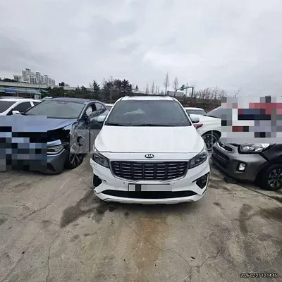 Photo 1 of 11: 2019 Kia Carnivals — Korean insurance auction