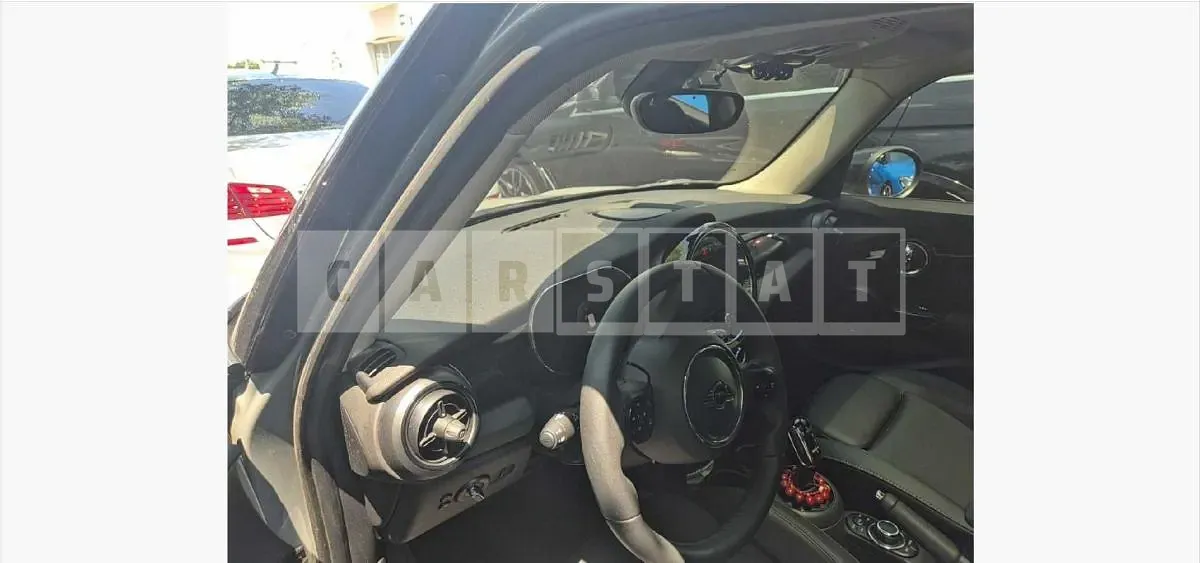 Photo 2 of 14: 2021 MINI 미니 쿠퍼 파이브-도어 — Korean insurance auction