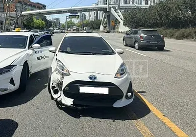 2019 TOYOTA PRIUS C