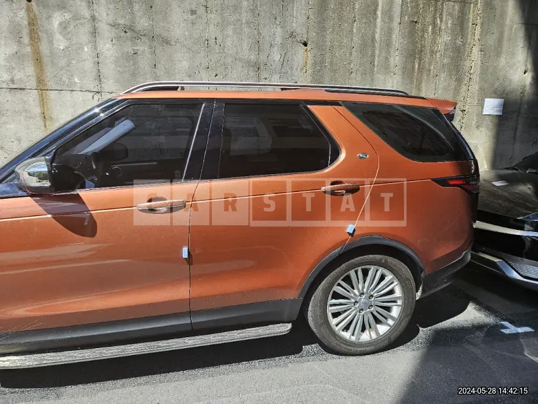 Photo 2 of 45: 2018 Land Rover Discovery TD6 — Korean insurance auction