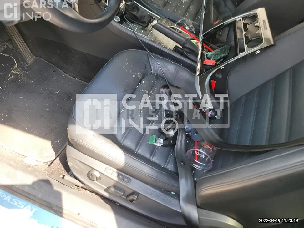 Photo 2 of 18: 2018 Volkswagen Passat 2.0 TSI, VIN 1VWZZZA3ZJC042219 — Korean insurance auction