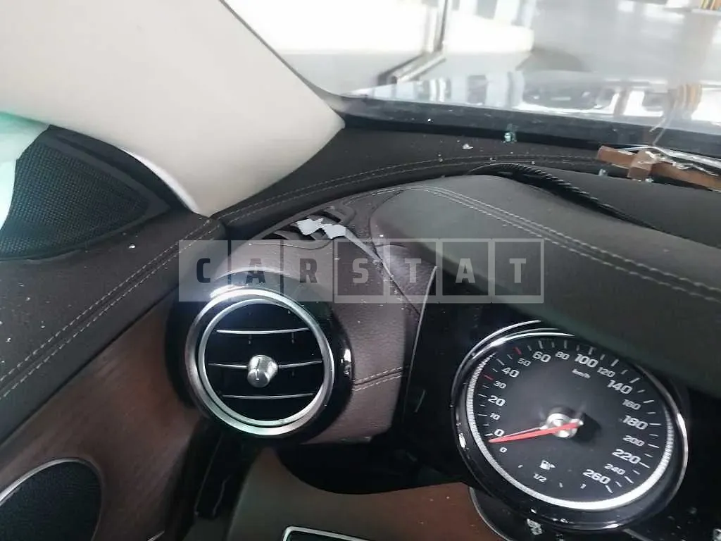 Photo 2 of 12: 2019 Mercedes-Benz E220 d 4Matic — Korean insurance auction