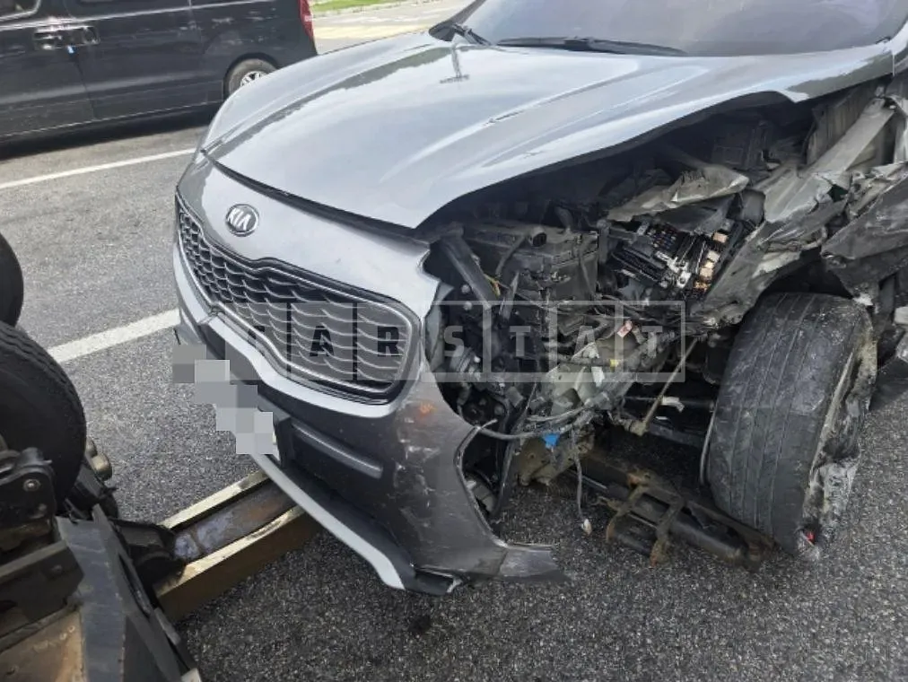 Photo 3 of 3: 2018 Kia Sportage 2.0 — Korean insurance auction