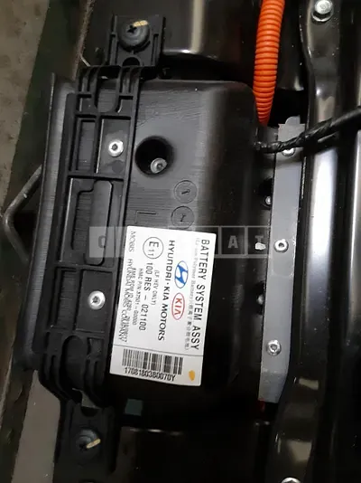 Photo 1 of 5: 2018 Kia Battery /K5 Hybrid, VIN KNAGS41EBKA032267 — Korean insurance auction