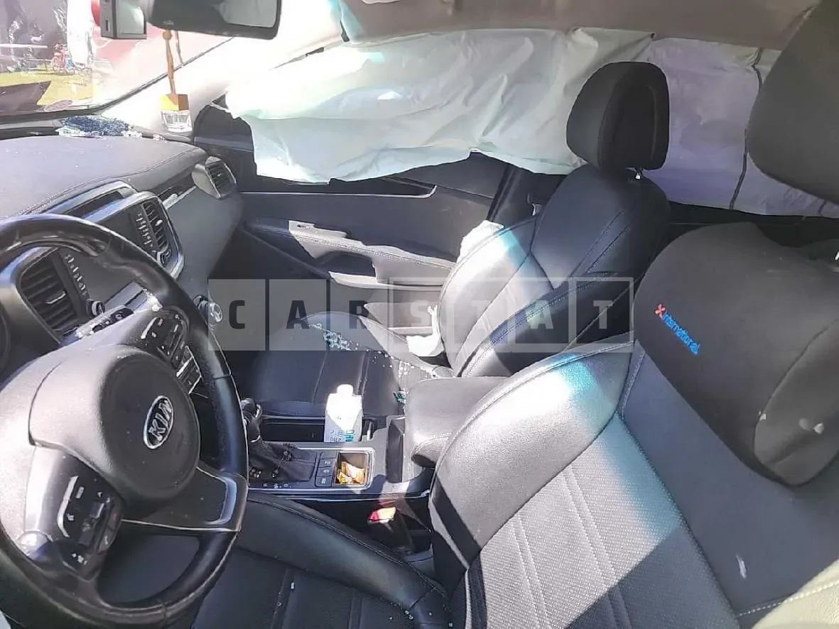 Photo 2 of 12: 2015 Kia Sorento 4WD — Korean insurance auction