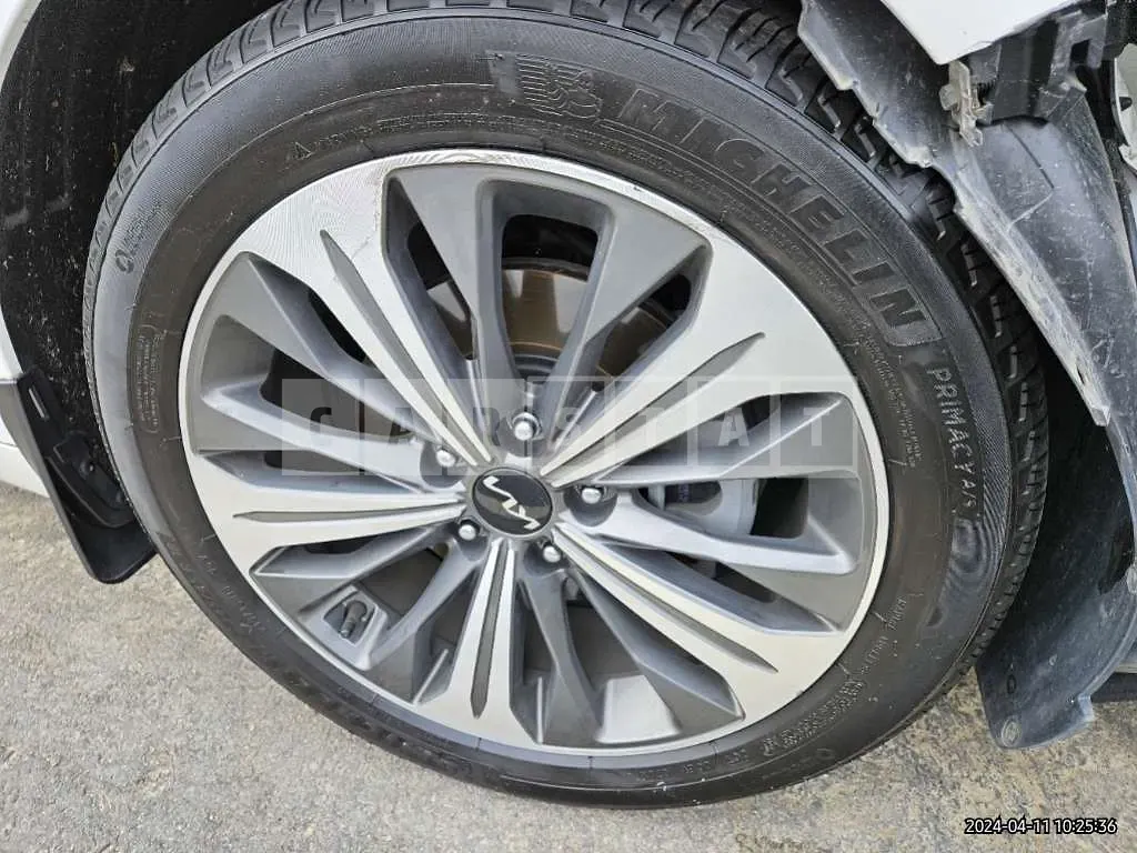 Photo 2 of 13: 2019 Mercedes-Benz E 300 4Matic — Korean insurance auction