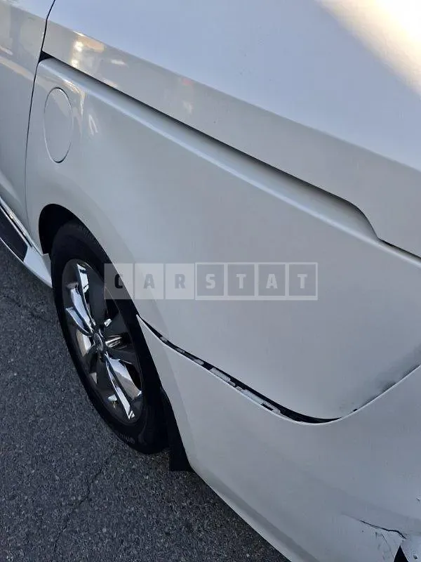 Photo 2 of 18: 2015 Kia Carnival, VIN KNAMC81ABGS111387 — Korean insurance auction