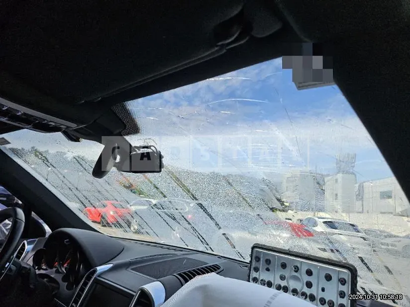 Photo 2 of 32: 2015 Porsche Cayenne Diesel — Korean insurance auction