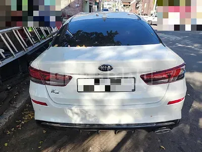 Photo 1 of 19: 2018 Kia K5 2.0(LPG), VIN KNAGT416BKA299775 — Korean insurance auction