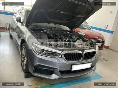 Photo 1 of 21: 2017 BMW 520d xDrive, VIN WBAJC5102HG852213 — Korean insurance auction