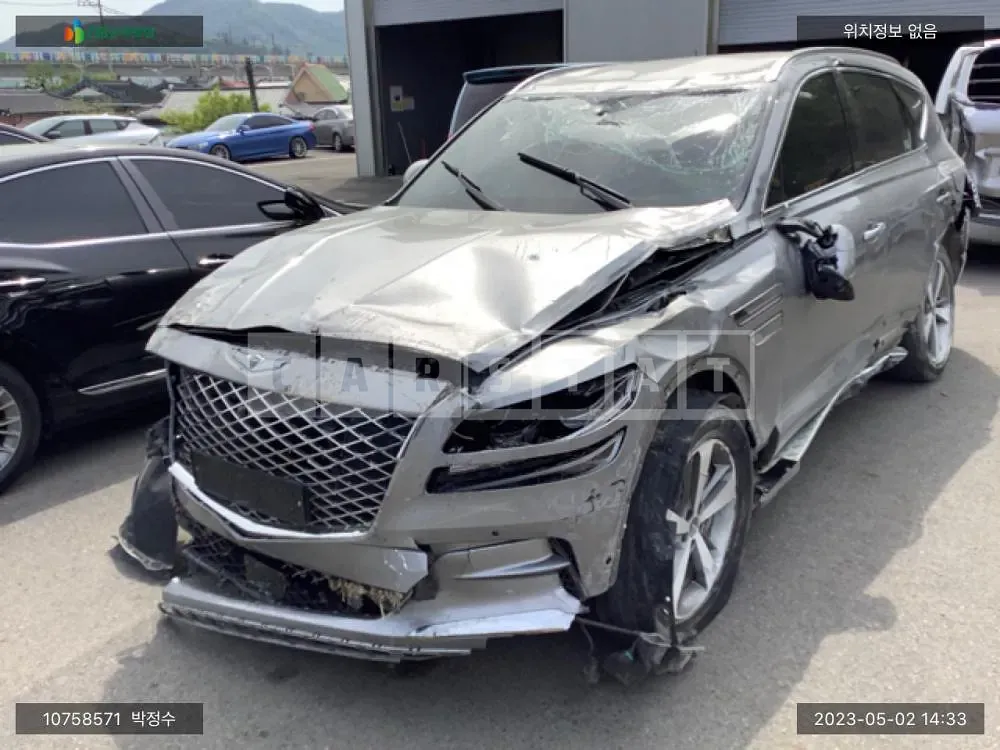 Photo 2 of 15: 2022 Genesis GV80, VIN KMTHB81DDNU101988 — Korean insurance auction