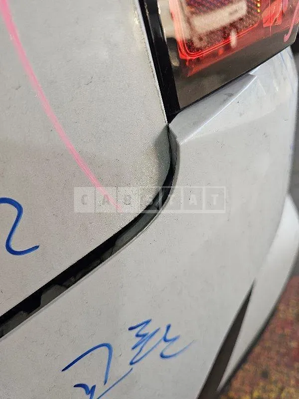 Photo 2 of 5: 2023 Kia (parts) Sorento Hybrid Rear Lamp — Korean insurance auction