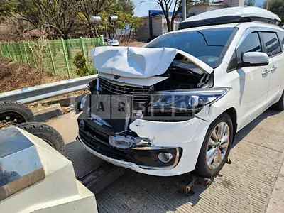 Photo 1 of 6: 2015 Kia Carnival Outdoors, VIN KNAMC81ABGS126797 — Korean insurance auction