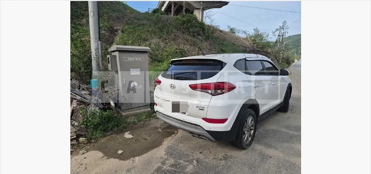 Photo 2 of 8: 2018 Hyundai Tucson TL (4WD) — Korean insurance auction