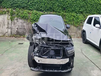 Photo 1 of 12: 2019 Genesis G90 — Korean insurance auction
