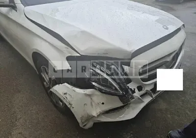 Photo 1 of 14: 2015 Mercedes-Benz C220 BlueTec — Korean insurance auction
