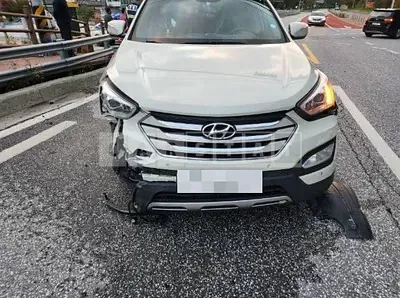 Photo 1 of 5: 2014 Hyundai Santa Fe DM (4WD) — Korean insurance auction