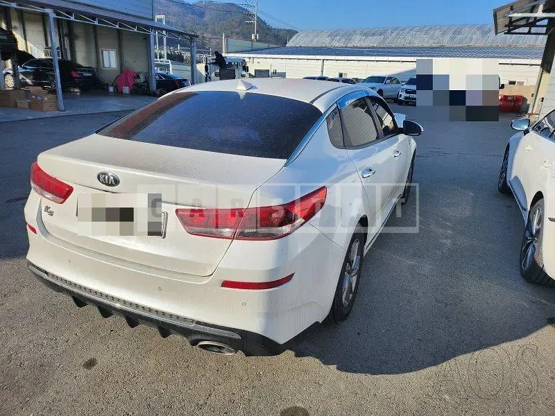Photo 2 of 14: 2019 Kia K5 LPI, VIN KNAGT416BLA388592 — Korean insurance auction