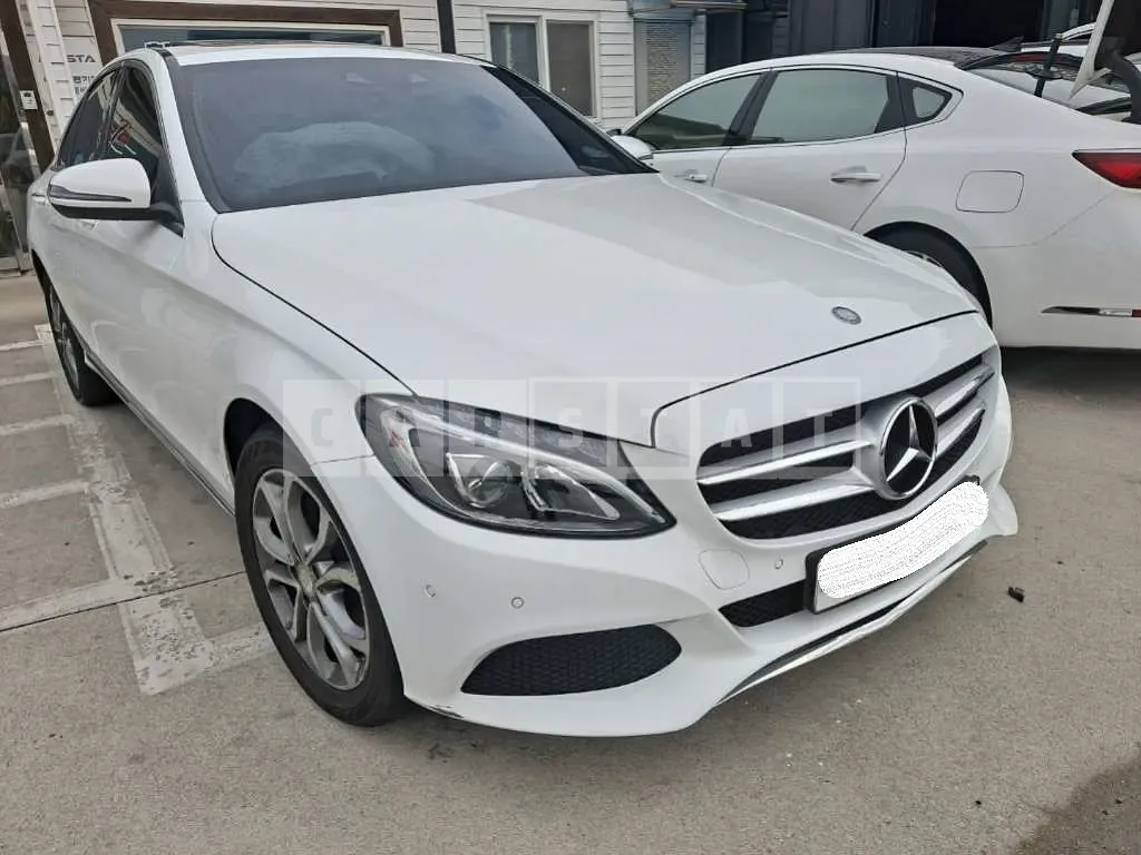 Photo 2 of 16: 2016 Mercedes-Benz C220 d, VIN WDDWF0EB3GF309316 — Korean insurance auction