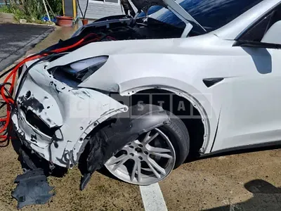 Photo 1 of 37: 2021 Tesla Model Y LongRange, VIN 5YJYGDEE0MF171901 — Korean insurance auction