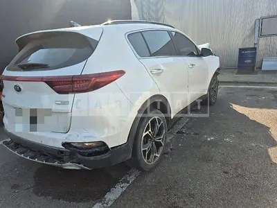 Photo 1 of 17: 2018 Kia Sportage — Korean insurance auction