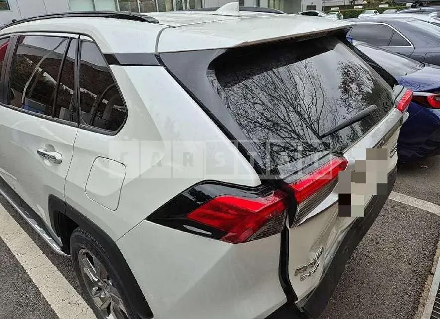Photo 2 of 25: 2021 Toyota Lave 4 Hybrid AWD — Korean insurance auction