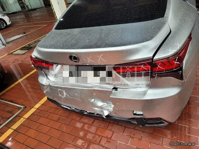 Photo 2 of 30: 2021 Lexus LS500 AWD — Korean insurance auction