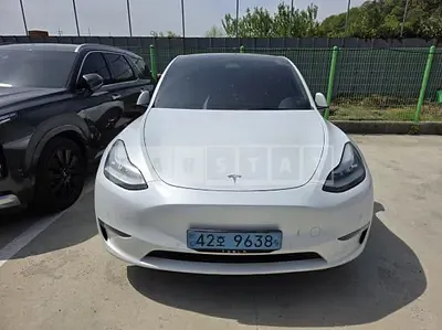 Photo 1 of 10: 2021 Tesla Model Y LongRange — Korean insurance auction