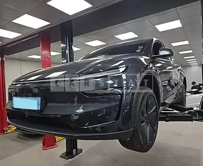 Photo 1 of 13: 2026 Tesla Model Y RWD, VIN LRWYGCFJ6TC637409 — Korean insurance auction