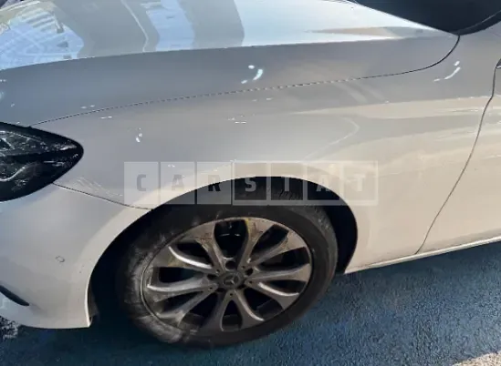 Photo 2 of 27: 2019 Mercedes-Benz E 300 4Matic — Korean insurance auction