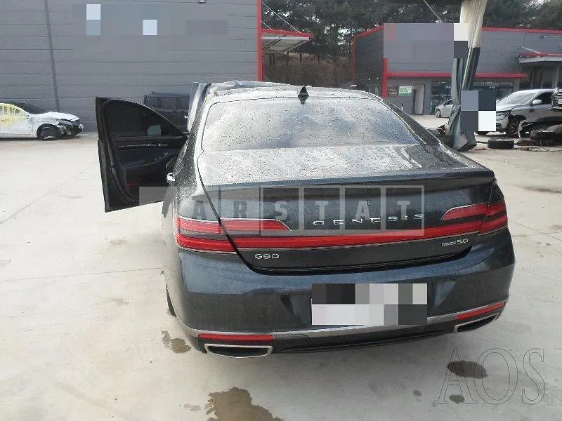 Photo 2 of 15: 2019 Genesis G90 — Korean insurance auction