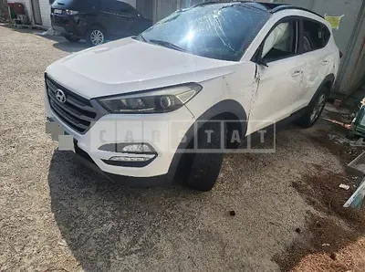 Photo 1 of 13: 2015 Hyundai Tucson TL Diesel 4WD — Korean insurance auction