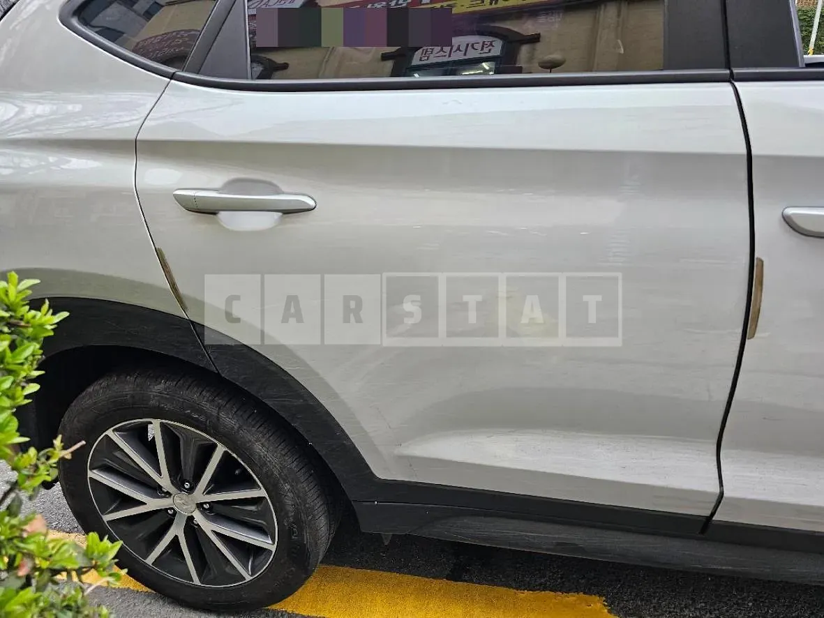 Photo 2 of 41: 2016 Hyundai Tucson TL 2.0, VIN KMHJ381ABHU283449 — Korean insurance auction
