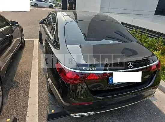 Photo 2 of 9: 2024 Mercedes-Benz E 200 — Korean insurance auction