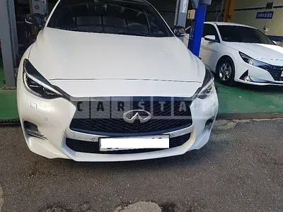 Photo 1 of 20: 2017 Infiniti Q30, VIN SJKCH53E2HA047897 — Korean insurance auction