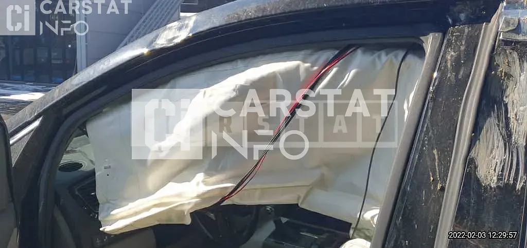 Photo 2 of 4: 2016 Kia Carnival 9-Seater, VIN KNAME81ABHS310034 — Korean insurance auction
