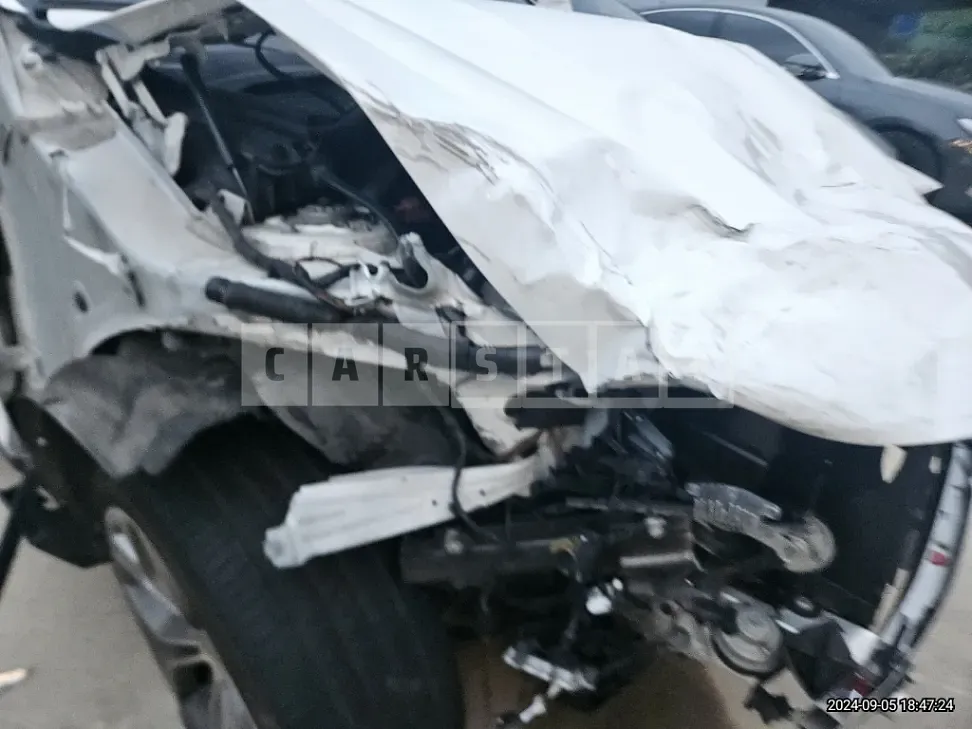 Photo 2 of 32: 2016 BMW X4 xDrive20d — Korean insurance auction