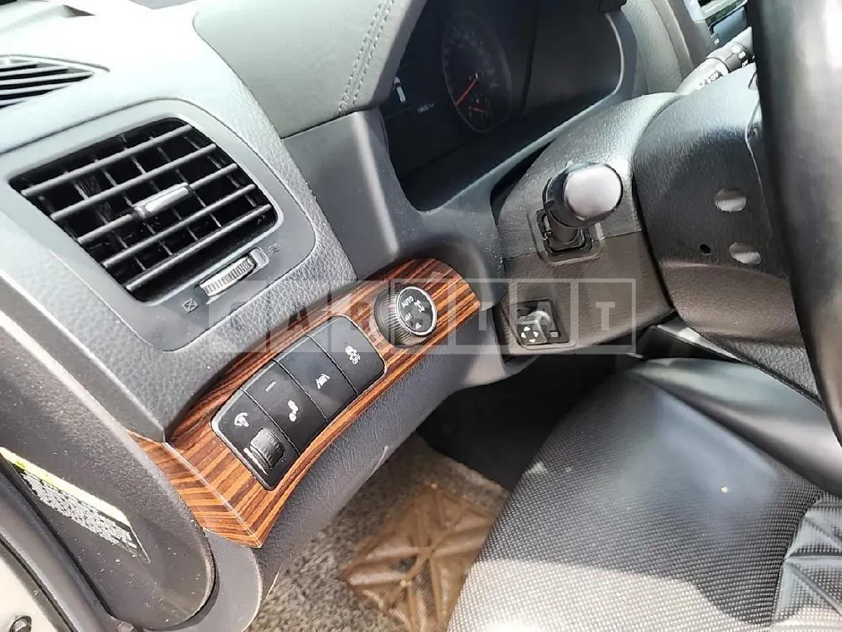 Photo 2 of 20: 2016 Kia Mojave 4WD — Korean insurance auction
